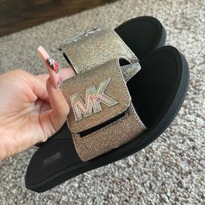 MIchael Kors slide